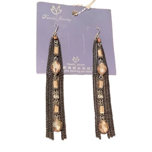 🌼🌼Danchil earrings tassel. NWOT🌼🌼  - Picture 1 of 2